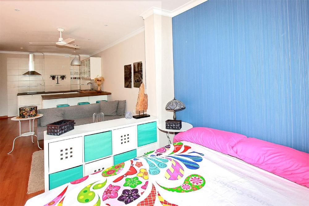 Carreteria Studio Balcony & Relax Apartment มาลากา ภายนอก รูปภาพ